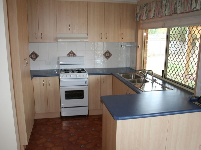 28 Shannon Court, Oakey QLD 4401