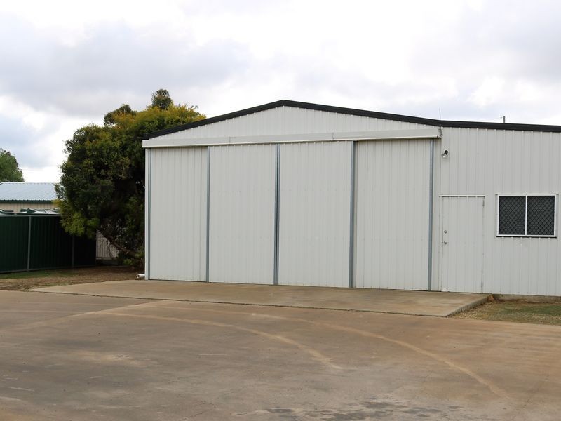 32 Queen Street, Oakey QLD 4401