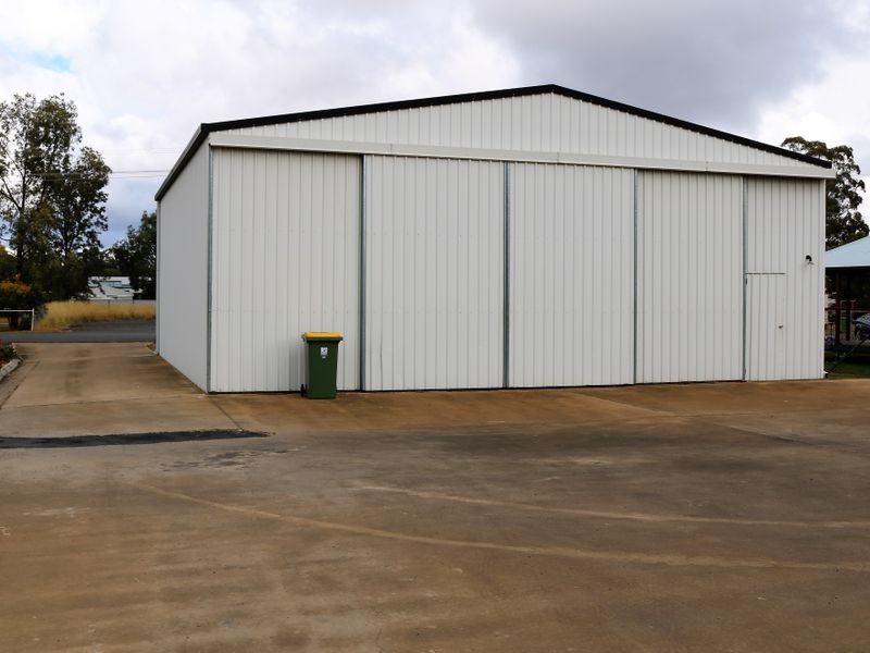 32 Queen Street, Oakey QLD 4401