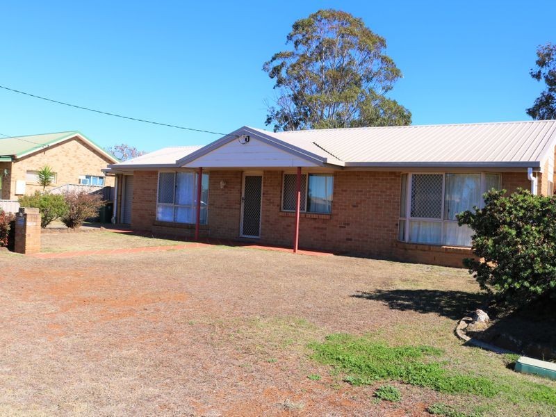 23 Hamlyn Road, Oakey QLD 4401