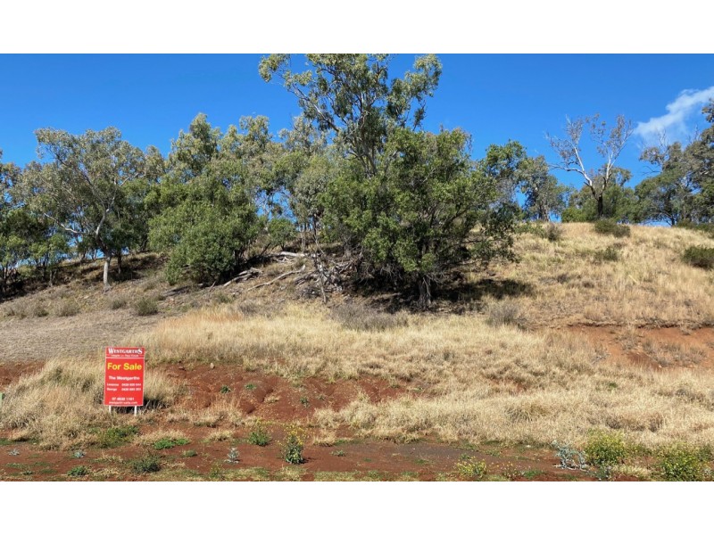 12 Mountain View Drive, Oakey QLD 4401