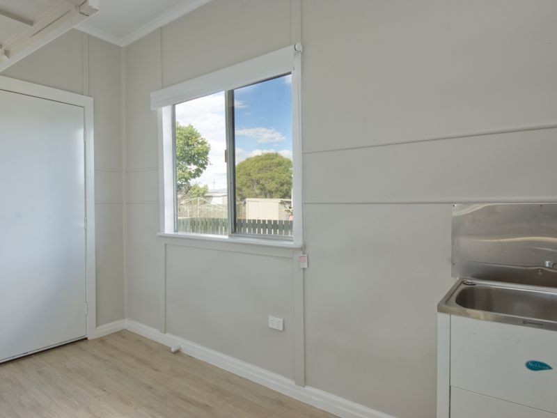 13 Toowoomba Road, Oakey QLD 4401