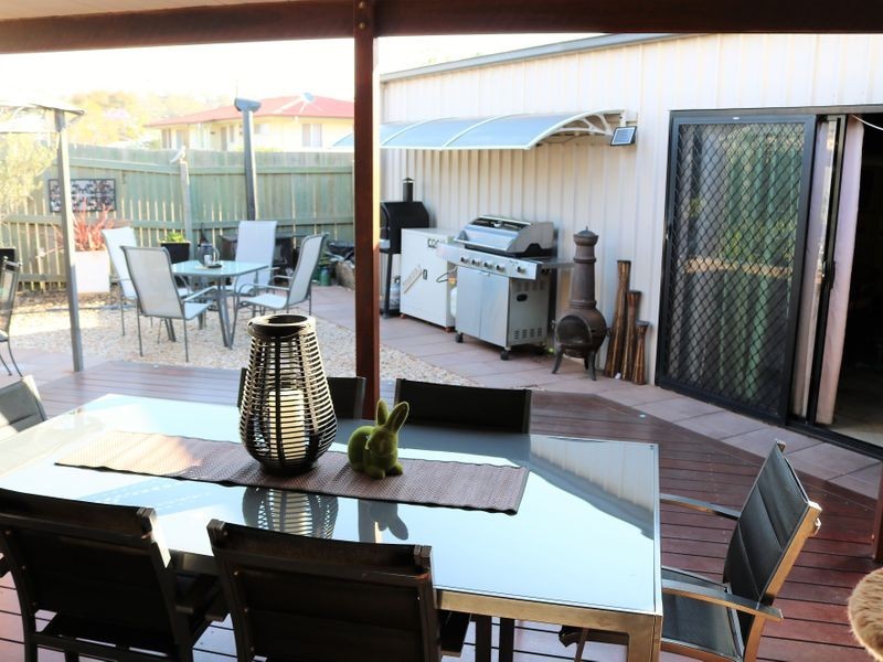 16 Murray Street, Oakey QLD 4401