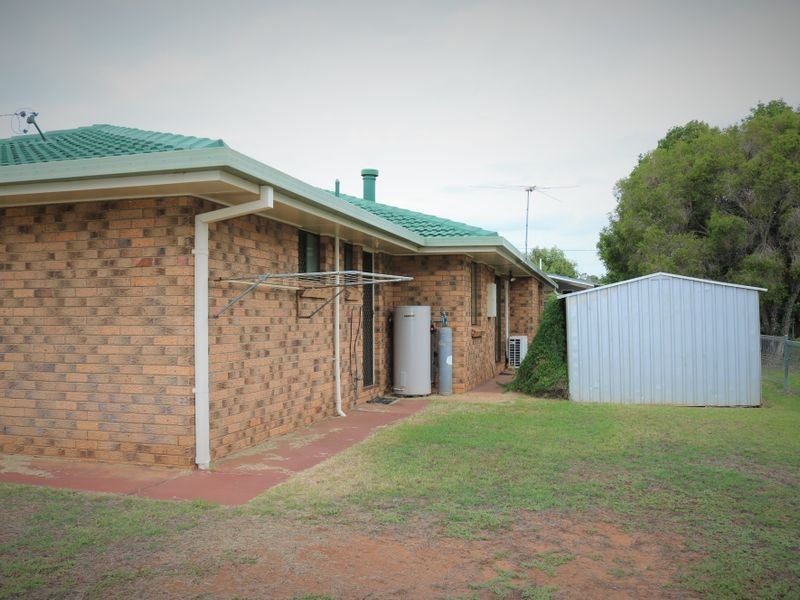 87 Proposch Street, Oakey QLD 4401