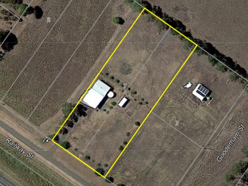 7-9 Railway Street, Bowenville QLD 4404