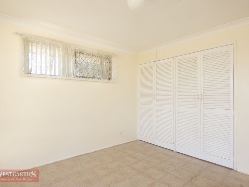 92 Proposch Street, Oakey QLD 4401