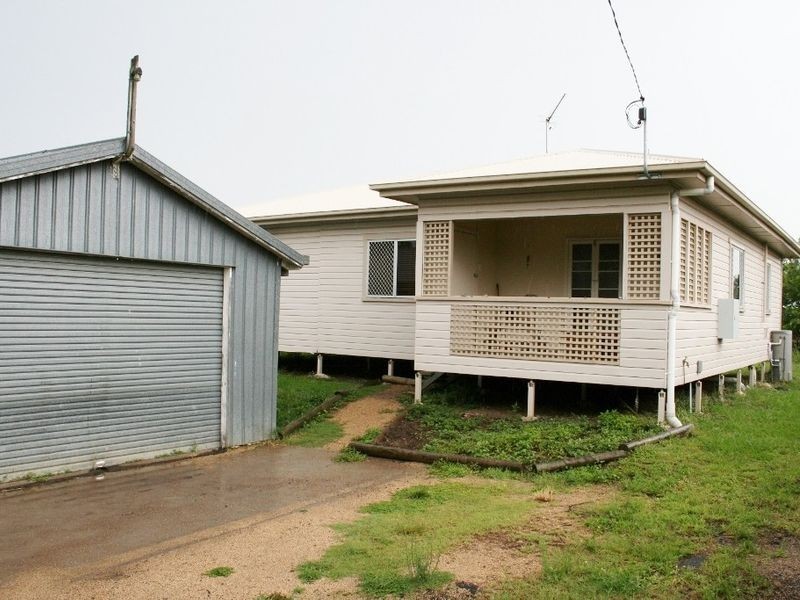 11A Donely Street, Oakey QLD 4401