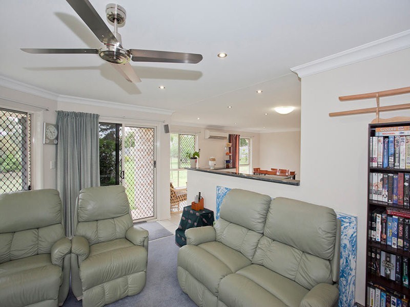 10 Cunningham Street, Oakey QLD 4401