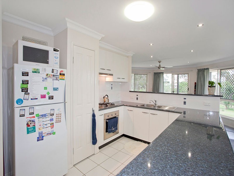 10 Cunningham Street, Oakey QLD 4401