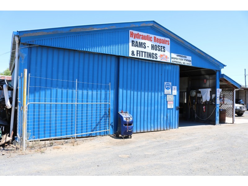 221 Bridge Street, Oakey QLD 4401
