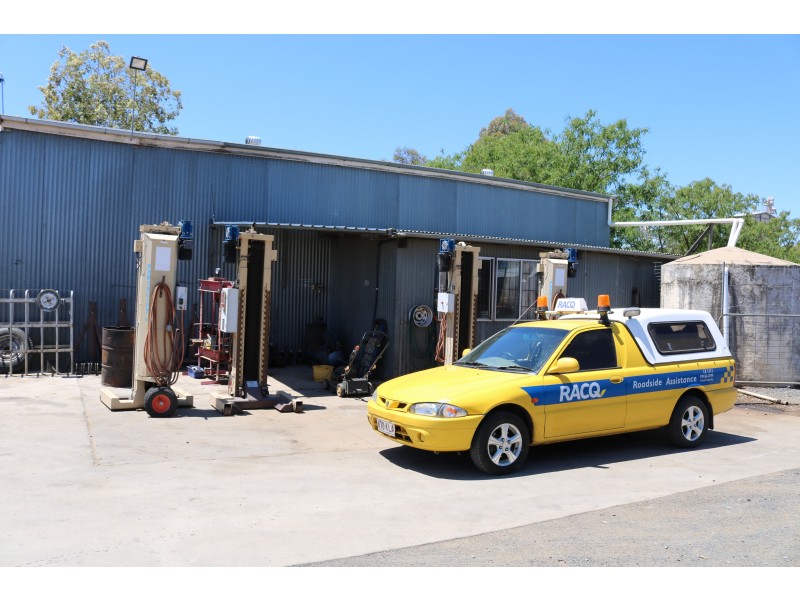 221 Bridge Street, Oakey QLD 4401