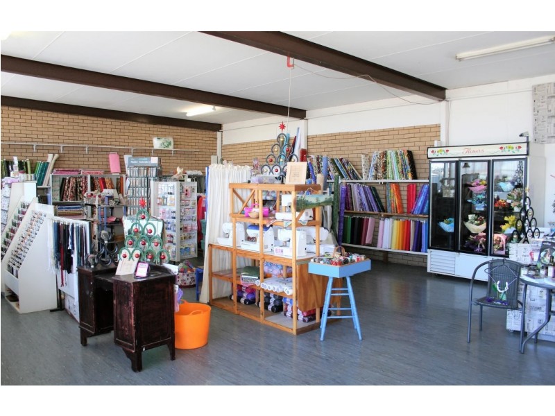 178 Bridge Street, Oakey QLD 4401