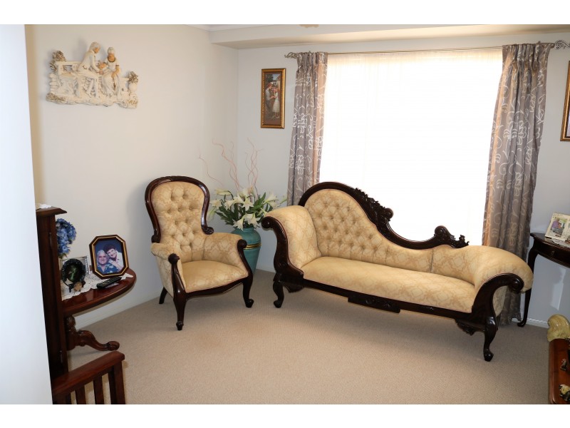 9 Debbie Court, Oakey QLD 4401