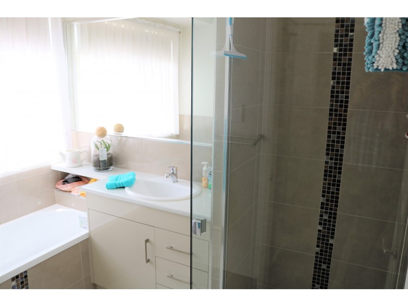 9 Debbie Court, Oakey QLD 4401