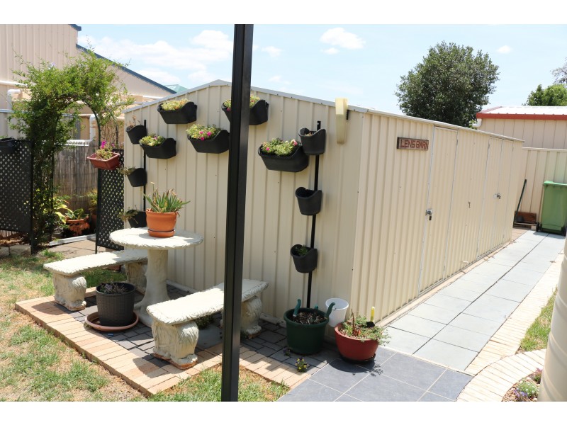 9 Debbie Court, Oakey QLD 4401