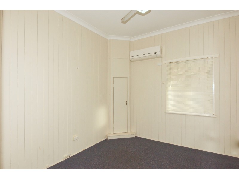 3/56 York Street, Oakey QLD 4401