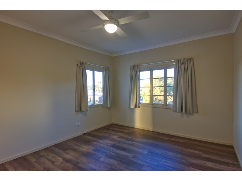 43 Helen Street, Harristown QLD 4350