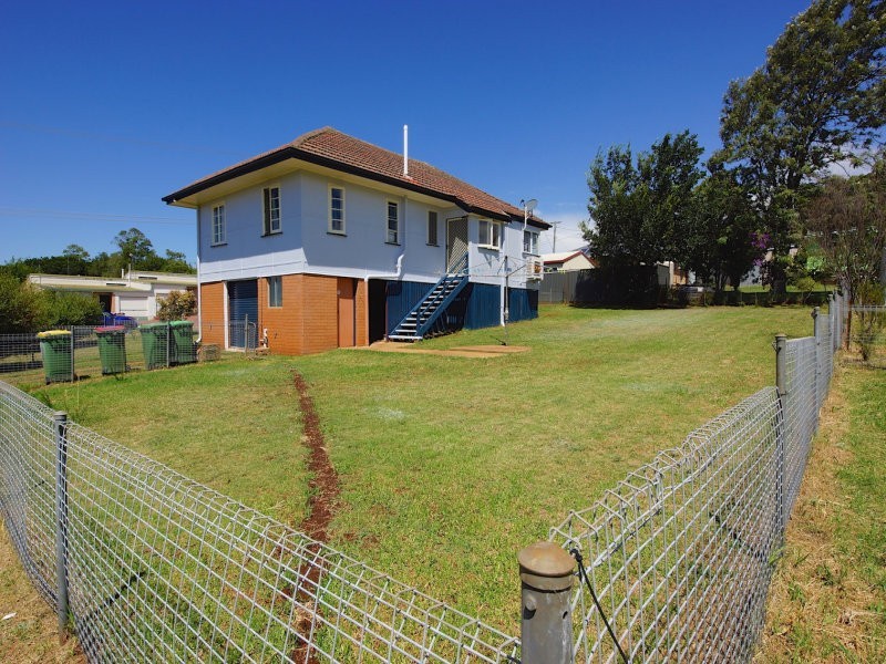 43 Helen Street, Harristown QLD 4350