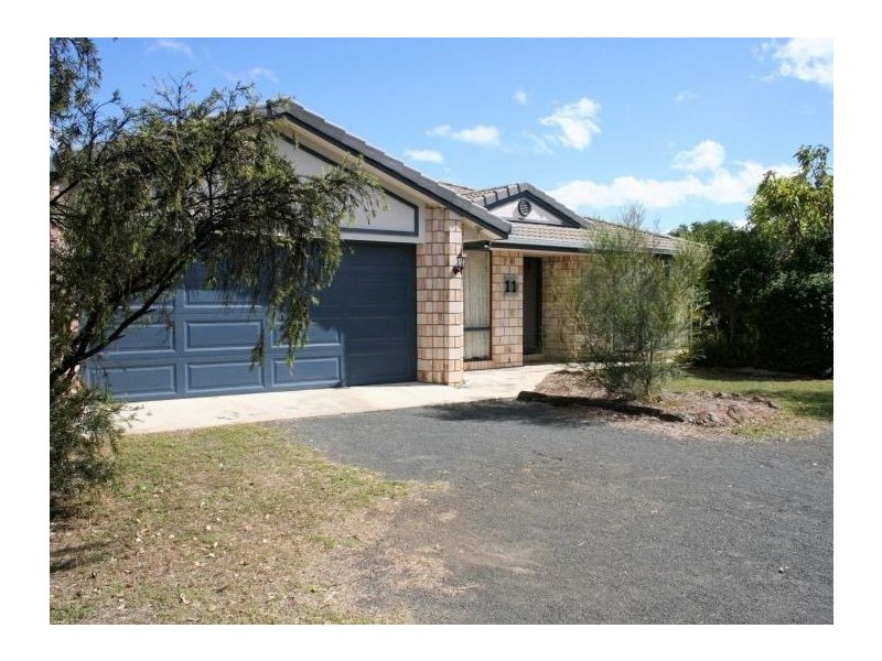 11 Langton Crescent, Oakey QLD 4401