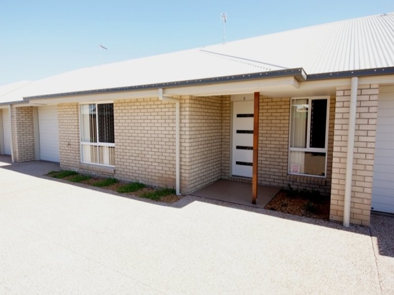 2/26 Murray Street, Oakey QLD 4401
