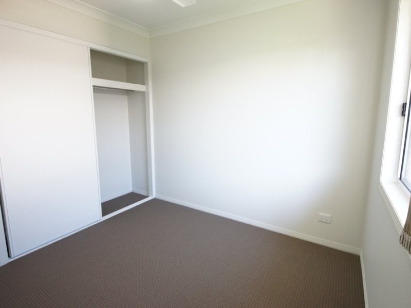 2/26 Murray Street, Oakey QLD 4401