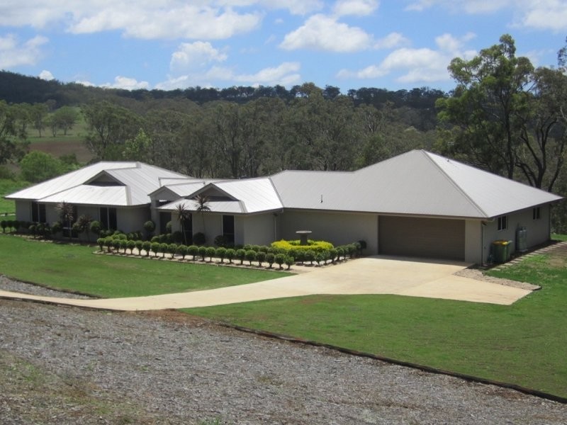 20 Timber Ridge Court, Hodgson Vale QLD 4352