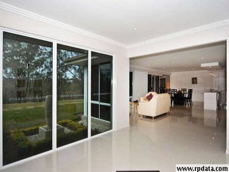 20 Timber Ridge Court, Hodgson Vale QLD 4352