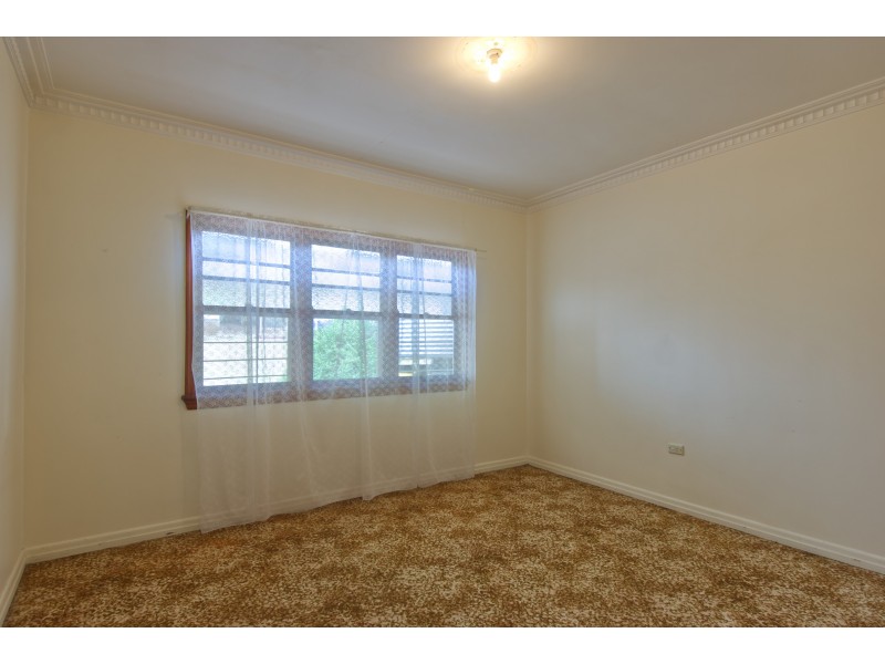 26 Toowoomba Road, Oakey QLD 4401