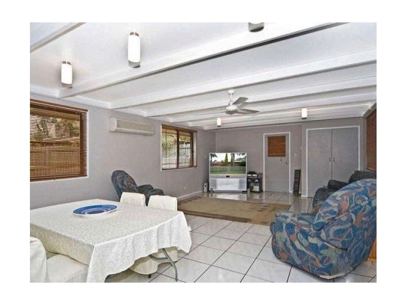 18 Wine Drive, Wilsonton Heights QLD 4350