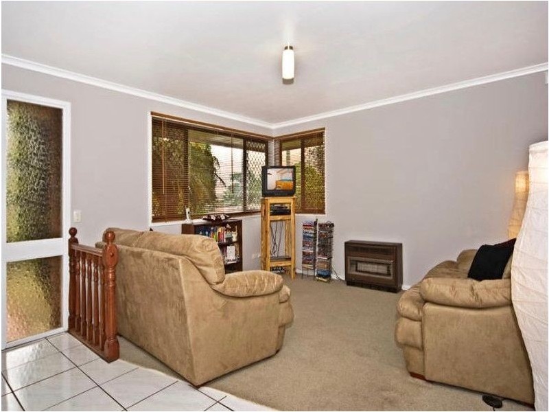 18 Wine Drive, Wilsonton Heights QLD 4350