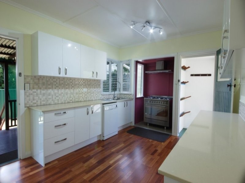 9 Aubigny Road, Oakey QLD 4401