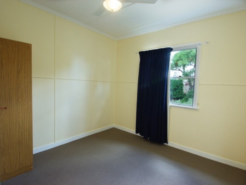 9 Aubigny Road, Oakey QLD 4401