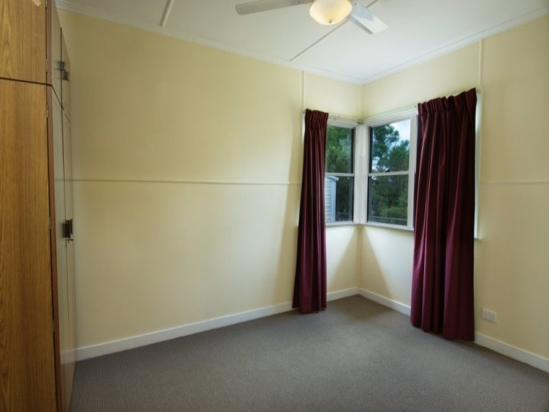 9 Aubigny Road, Oakey QLD 4401