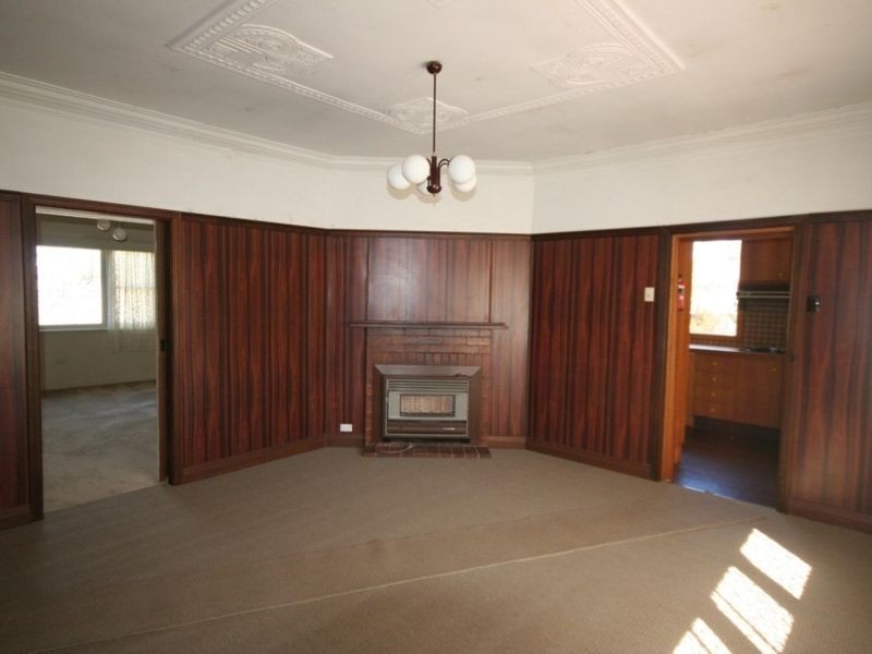 73 Hill Street, Newtown QLD 4350