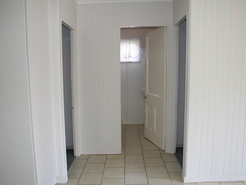 2/34 Campbell Street, Oakey QLD 4401