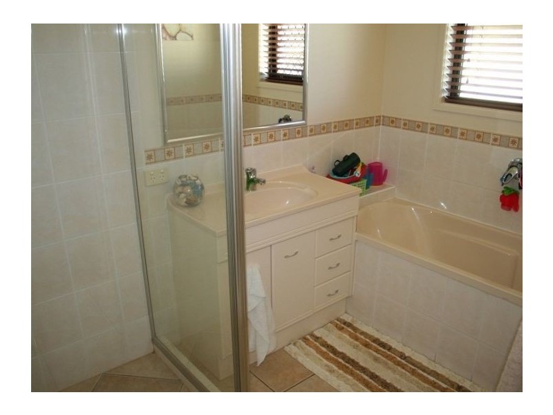 7 Berghofer Drive, Oakey QLD 4401