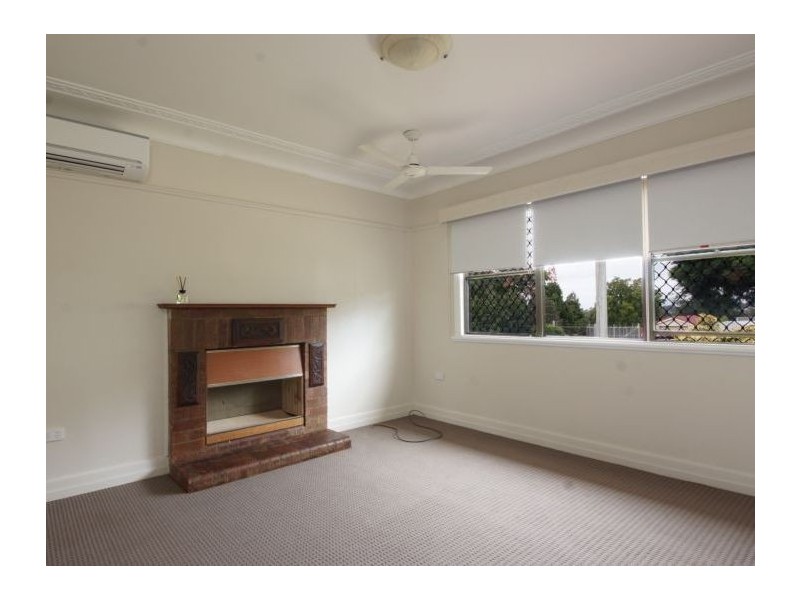 291 West Street, Harristown QLD 4350