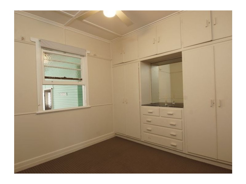 291 West Street, Harristown QLD 4350