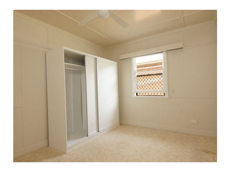 291 West Street, Harristown QLD 4350