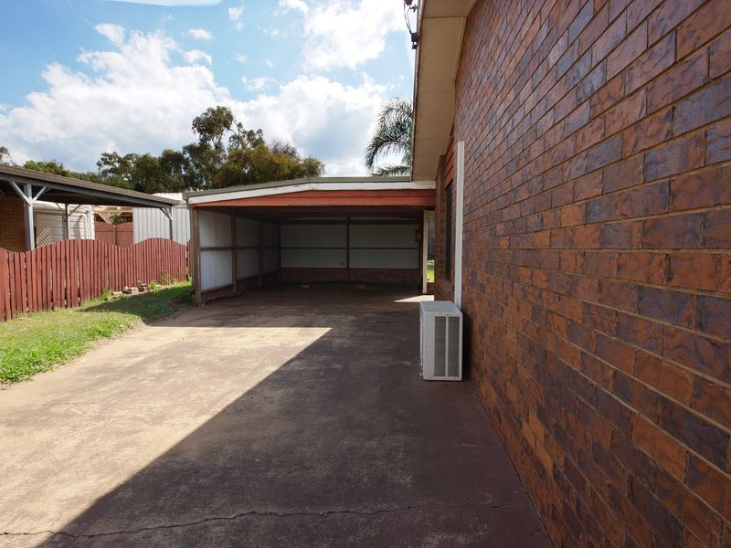 119 Hamlyn Road, Oakey QLD 4401