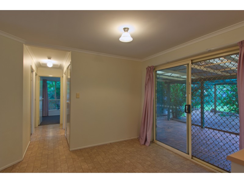 14 Weise Street, Oakey QLD 4401