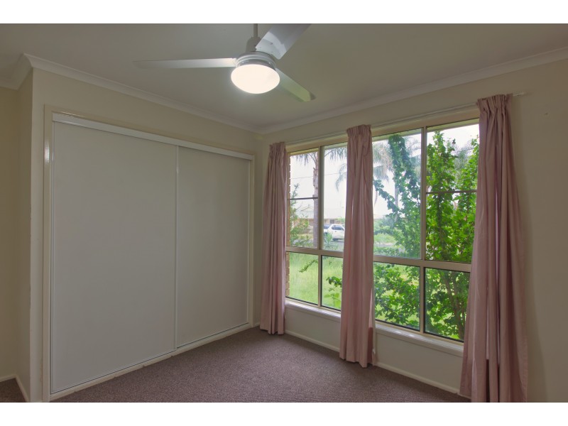 14 Weise Street, Oakey QLD 4401