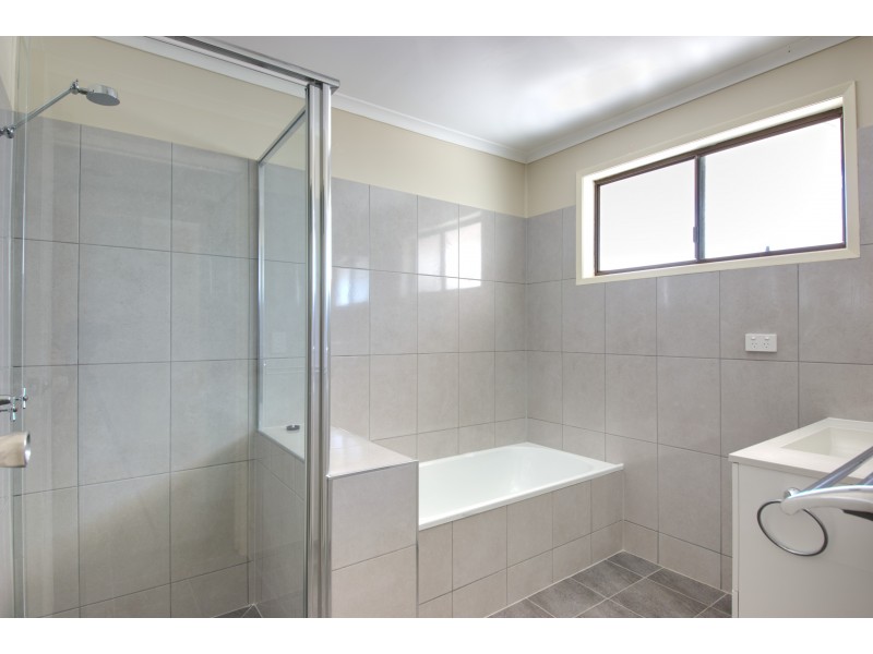 38 Cunliffe Street, Oakey QLD 4401