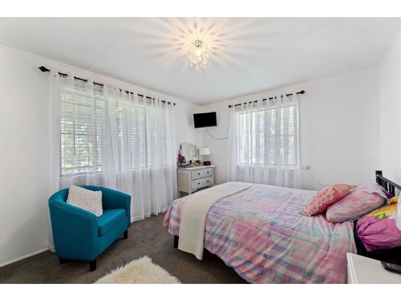 23 Werth Street, Oakey QLD 4401