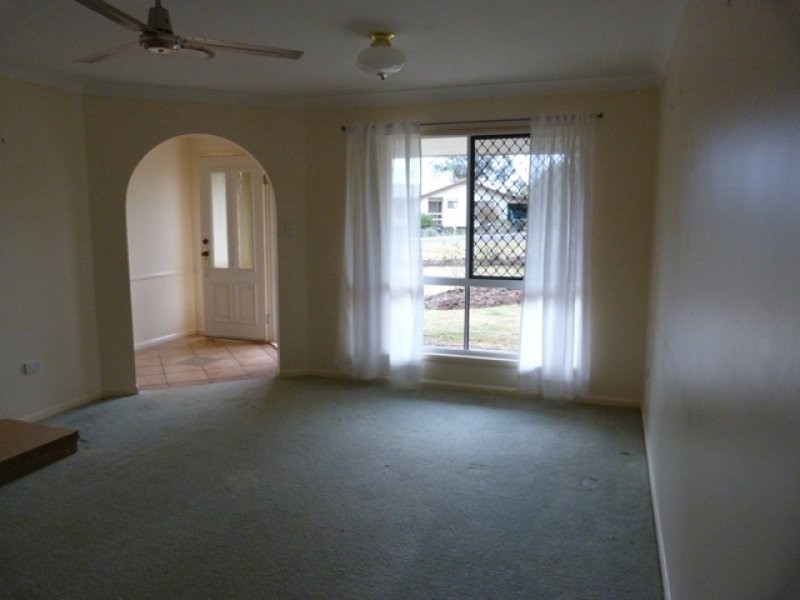 10 Claire Lee Crescent, Kingsthorpe QLD 4400