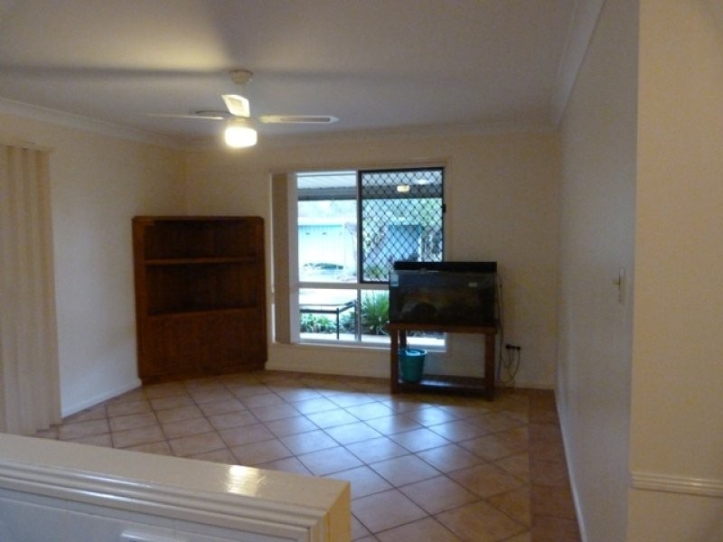 10 Claire Lee Crescent, Kingsthorpe QLD 4400