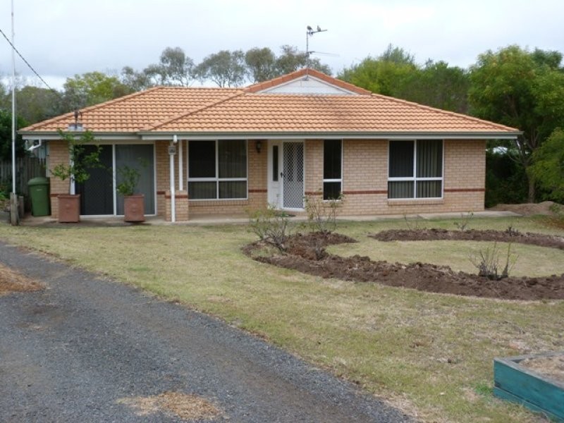 10 Claire Lee Crescent, Kingsthorpe QLD 4400
