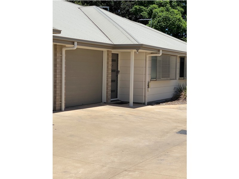 4/8 Glenvale Road, Harristown QLD 4350