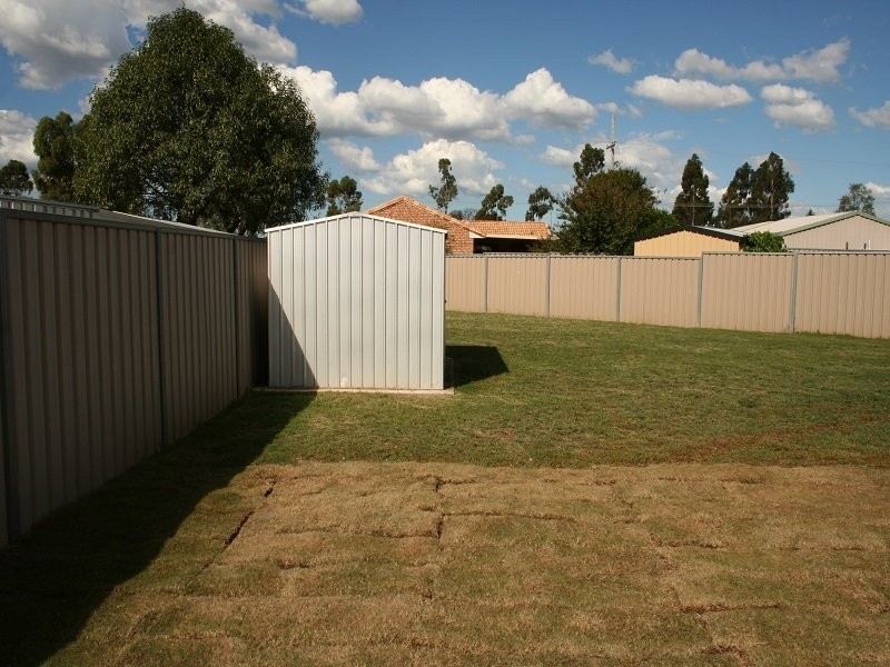 18 Cass Court, Oakey QLD 4401