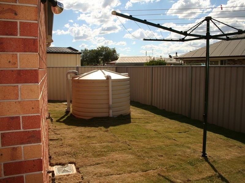 18 Cass Court, Oakey QLD 4401